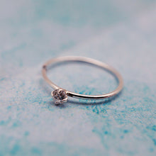 Charger l'image dans la galerie, Piercing anneau nez avec zirconium blanc - argent 925