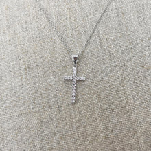 Charger l&#39;image dans la galerie, Collier CROIX en argent 925 avec zirconium
