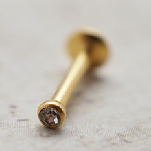 Charger l&#39;image dans la galerie, Labret MADONNA 1.2mm avec cristal - acier L316 PVD Gold
